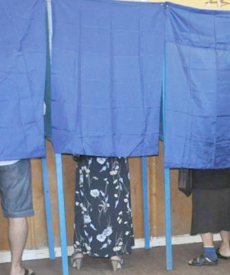 18.292.514 de persoane sunt înscrise pe listele electorale
